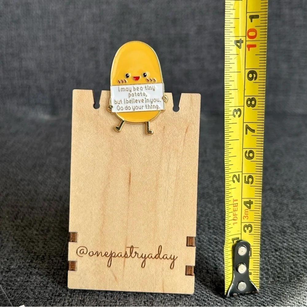 POSITIVE POTATO Brooch Pin + Affirmation Card Set, Yellow, Gold